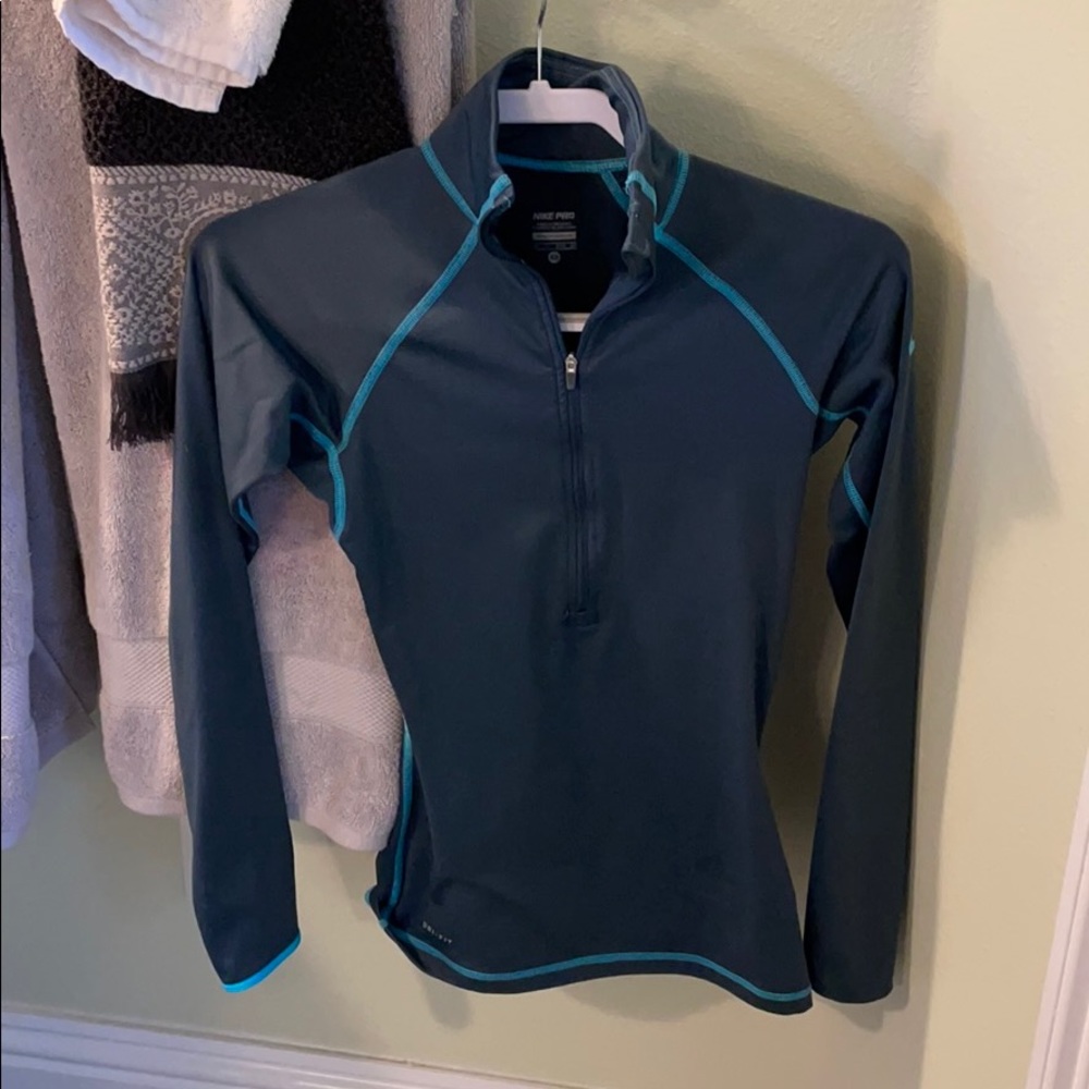 Nike dry fit quarter zip workout top